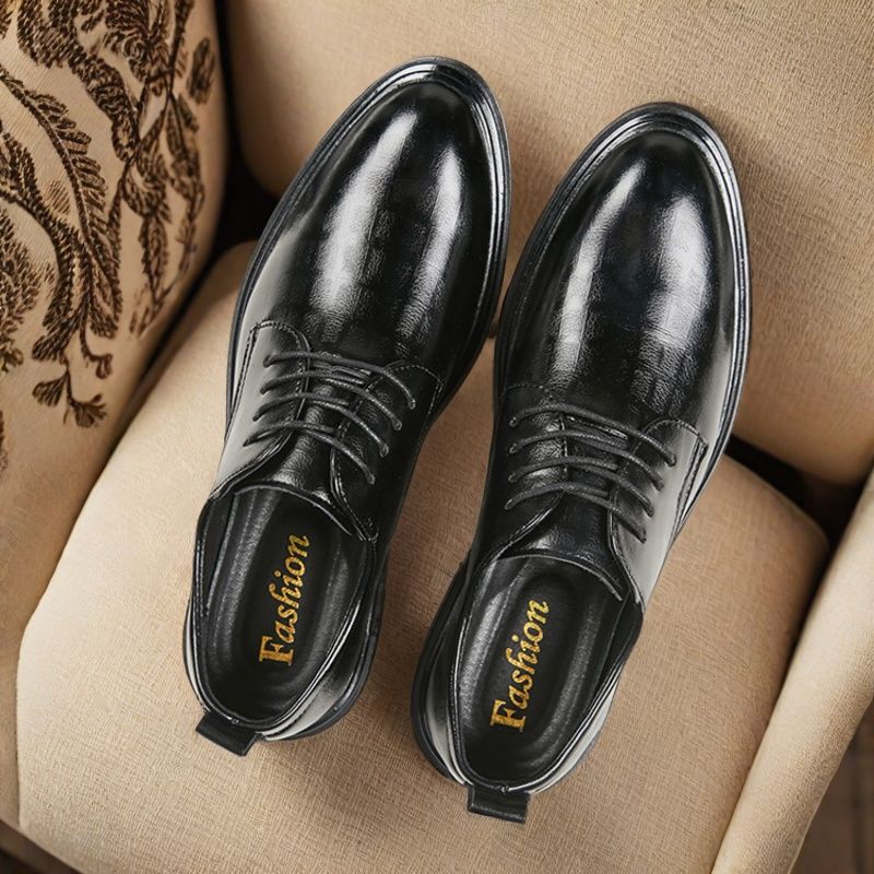 メンズ ブリティッシュ ブローグ ドレスシューズ ブラック  - Men'S Grooming Oxford のレビューと価格
