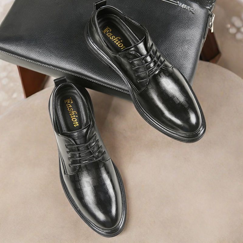 メンズ ブリティッシュ ブローグ ドレスシューズ ブラック  - Men'S Grooming Oxford のレビューと価格